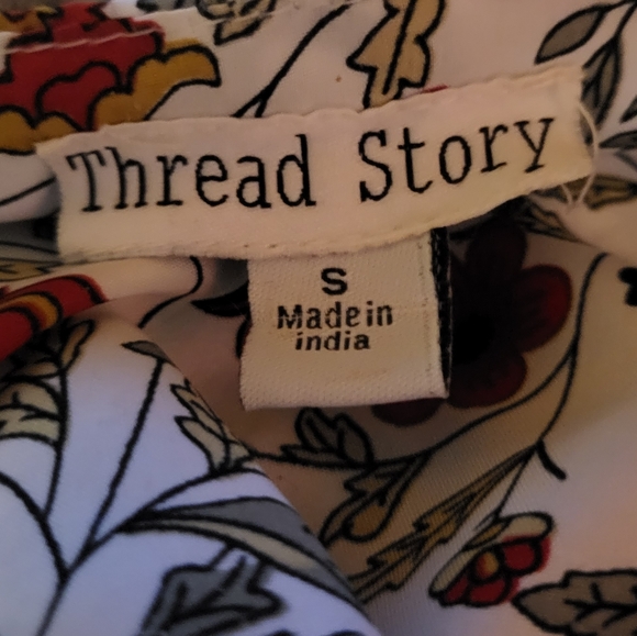 Thread Story Cute Floral Dress - Picture 3 of 4